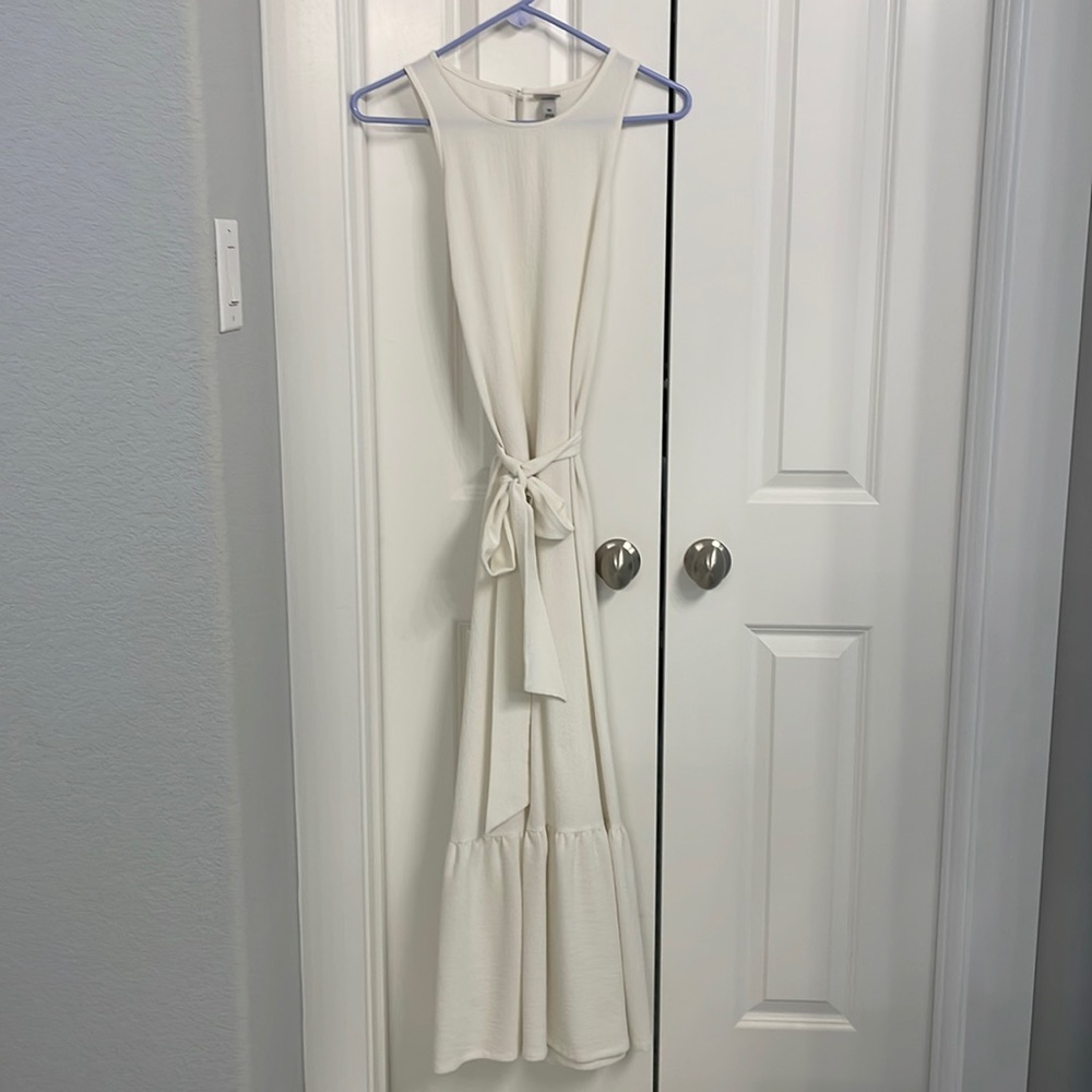 Target (a new day) White Sleeveless Floor Length Dress - Size XS.